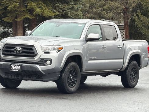 Used 2021 Toyota Tacoma SR5 image 8