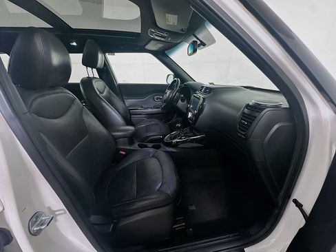 Used 2014 Kia Soul ! w/ Sun & Sound Package image 31