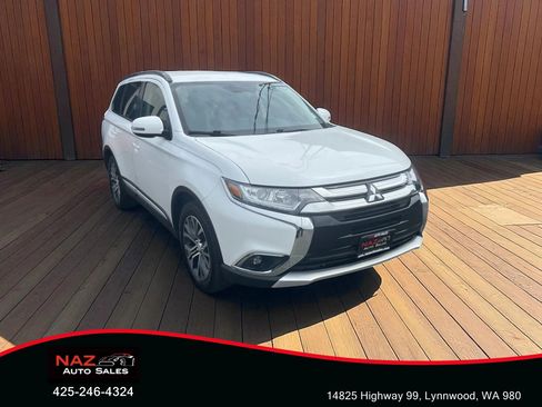 Used 2016 Mitsubishi Outlander SEL image 1