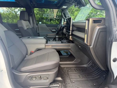 Used 2025 GMC Hummer EV 3X AWD/4WD image 22