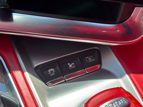 Used 2023 Chevrolet Corvette Stingray Premium Conv w/ Z51 Performance Package RWD image 28