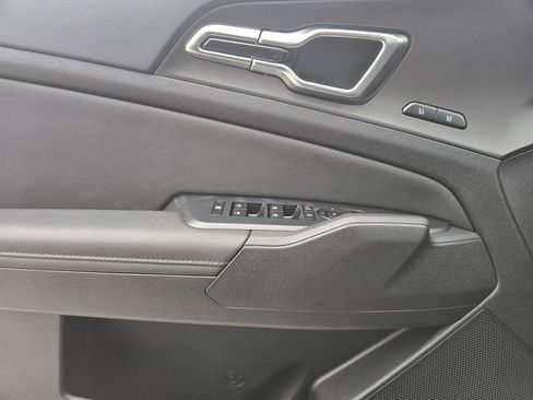 New 2026 Kia Sportage SX image 16