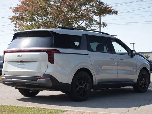New 2026 Kia Carnival SX Prestige FWD image 5
