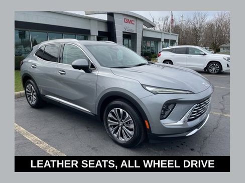 Used 2025 Buick Envision Preferred AWD/4WD image 1