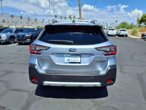 Used 2024 Subaru Outback Touring XT AWD/4WD image 12