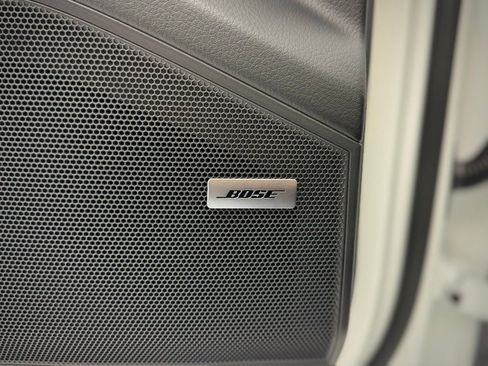 New 2026 Porsche Cayenne image 29