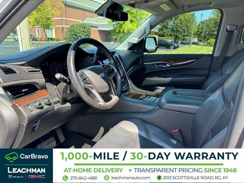Used 2020 Cadillac Escalade ESV Premium Luxury AWD/4WD image 10