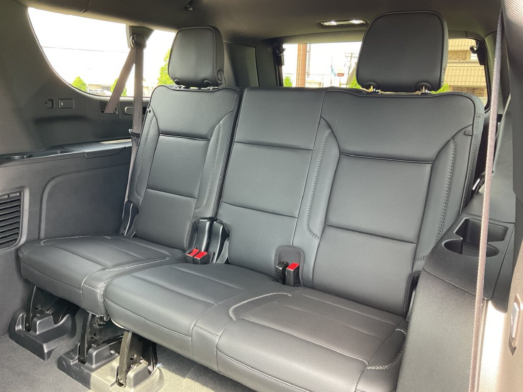 Used 2025 GMC Yukon XL Denali w/ Sun & Power Step Package AWD/4WD image 17