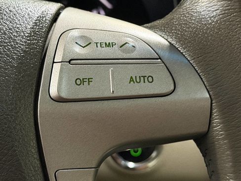 Used 2007 Toyota Camry Hybrid image 36