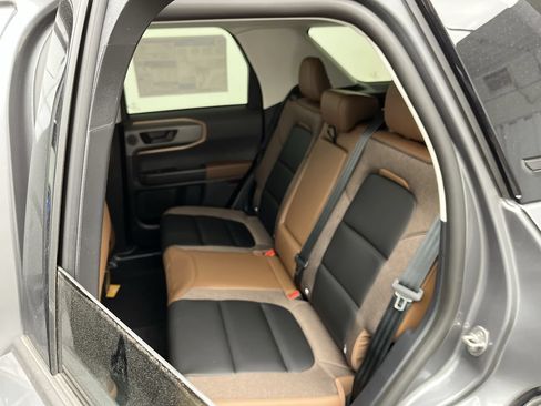 Used 2026 Ford Bronco Sport Outer Banks w/ Outer Banks Tech Package+ AWD/4WD image 11