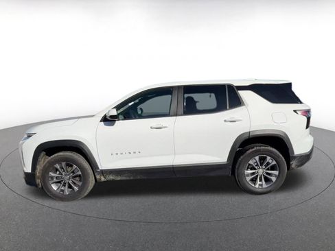 Used 2025 Chevrolet Equinox LT image 9