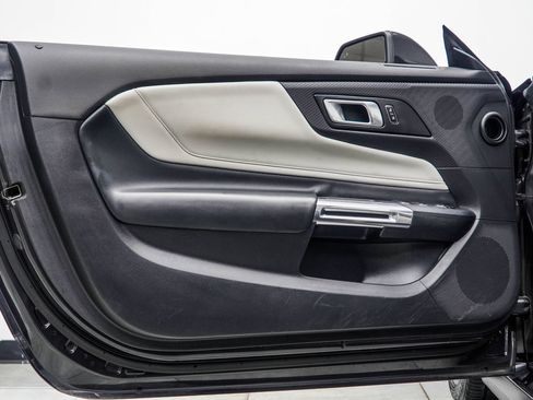 Used 2024 Ford Mustang Premium RWD image 31