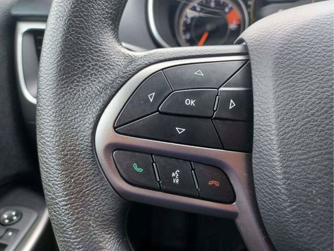 Used 2020 Jeep Cherokee 4WD Latitude image 16