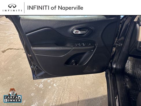 Used 2015 Jeep Cherokee Limited w/ Trailer Tow Group image 10