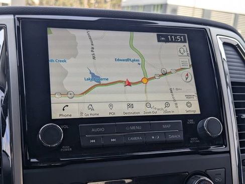 Used 2021 Nissan Titan SV w/ SV Convenience Package image 21