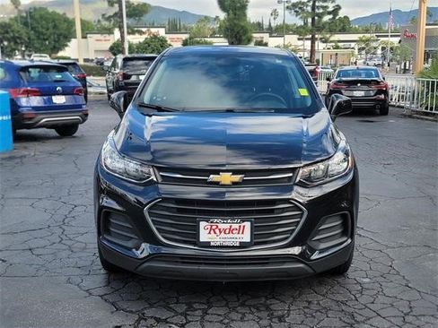 Certified 2022 Chevrolet Trax LS w/ Tint and Cruise Package image 2