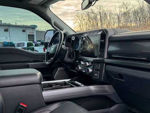 Used 2023 Ford F250 Lariat w/ Lariat Ultimate Package image 16