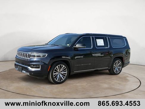 Used 2024 Jeep Grand Wagoneer L Series III AWD/4WD image 7