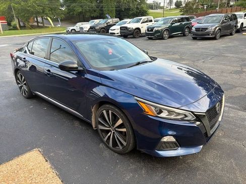 Used 2020 Nissan Altima 2.5 SR FWD image 4