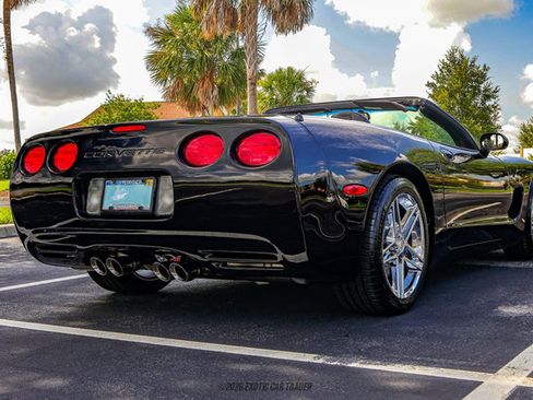 Used 1998 Chevrolet Corvette Convertible w/ Memory Pkg RWD image 8