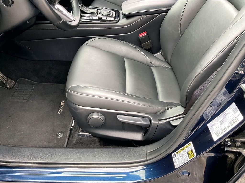 Used 2025 MAZDA CX-30 AWD 2.5 S w/ Select Sport Pkg image 31