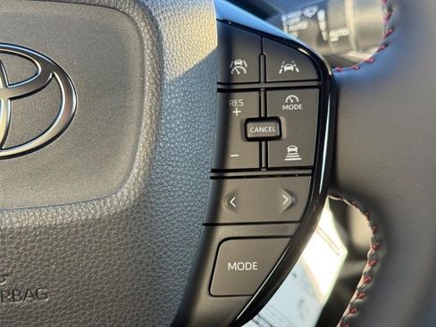 New 2026 Toyota Prius Plug-In Hybrid FWD image 10