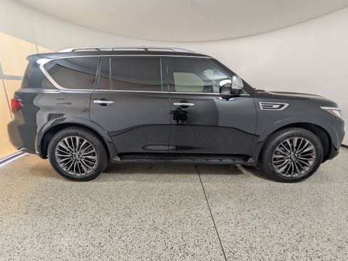 Used 2022 INFINITI QX80 Sensory w/ Cargo Package AWD/4WD image 7
