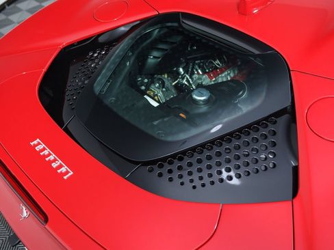 Used 2024 Ferrari SF90 Spider AWD/4WD image 32