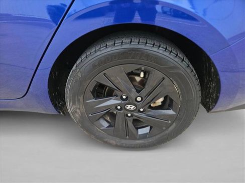Used 2022 Hyundai Elantra SEL image 10