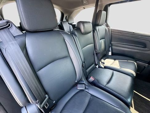 Used 2023 Honda Odyssey EX-L image 33