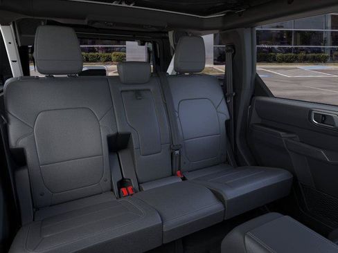 New 2026 Ford Bronco Outer Banks AWD/4WD image 11