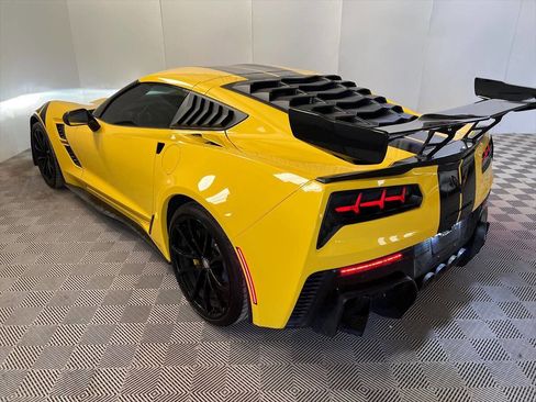 Used 2019 Chevrolet Corvette Grand Sport image 7