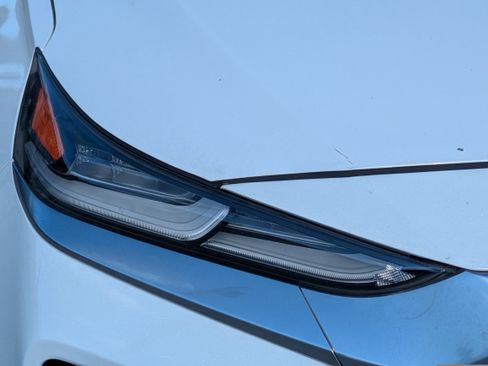 Used 2020 Hyundai Santa Fe SE image 10