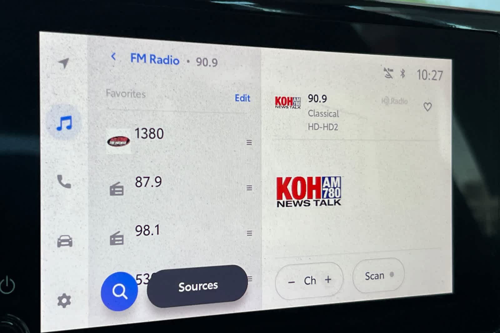 Used 2023 Toyota Corolla LE FWD image 18