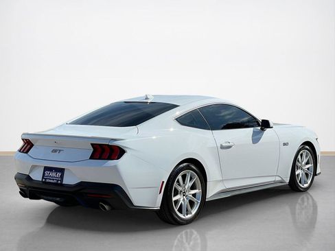 Used 2024 Ford Mustang GT Premium image 7