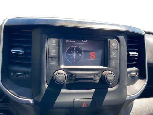 Used 2020 RAM 1500 Big Horn AWD/4WD image 25