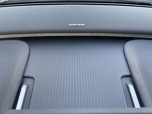 New 2026 Volvo EX30 Cross Country Ultra image 10