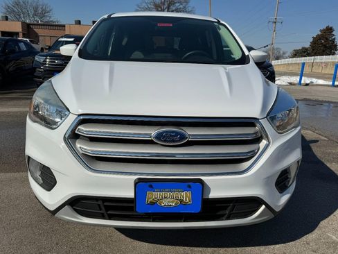 Used 2019 Ford Escape SE image 9