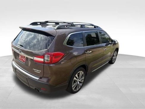 Used 2020 Subaru Ascent Touring w/ Popular Package #3 AWD/4WD image 3