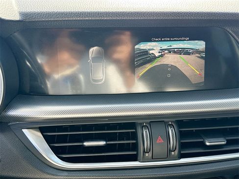 Used 2018 Alfa Romeo Stelvio Sport w/ Quick Order Package 22J Sport image 15