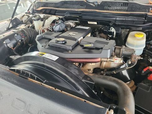 Used 2018 RAM 2500 Laramie w/ Convenience Group AWD/4WD image 27