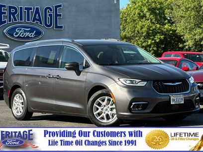 Used 2021 Chrysler Pacifica Touring-L