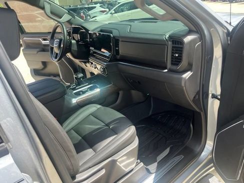 Used 2025 GMC Sierra 1500 Elevation w/ Elevation Premium Package AWD/4WD image 28