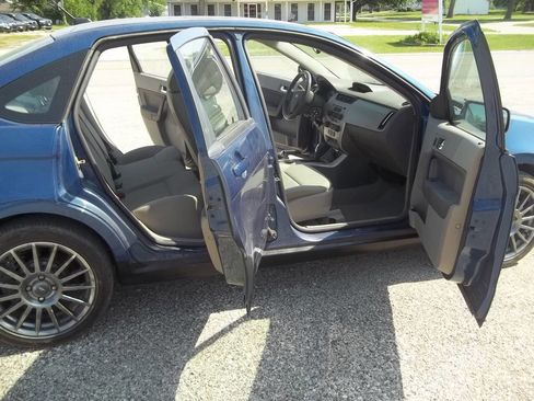 Used 2009 Ford Focus SES image 13