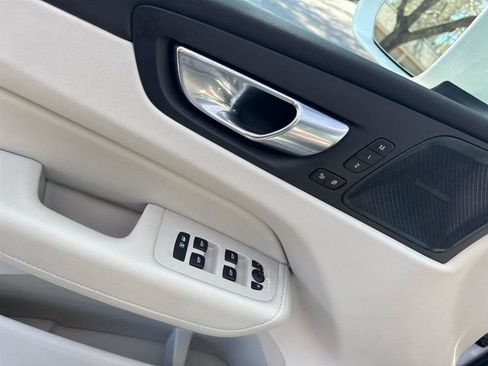 Used 2021 Volvo XC60 T5 Inscription w/ Advanced Package image 19