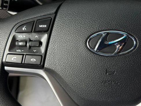 Used 2019 Hyundai Tucson Value FWD image 27