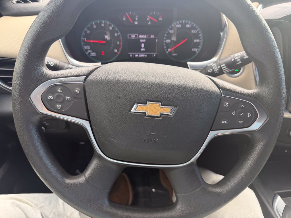 Used 2023 Chevrolet Traverse LS w/ Safety Package AWD/4WD image 16
