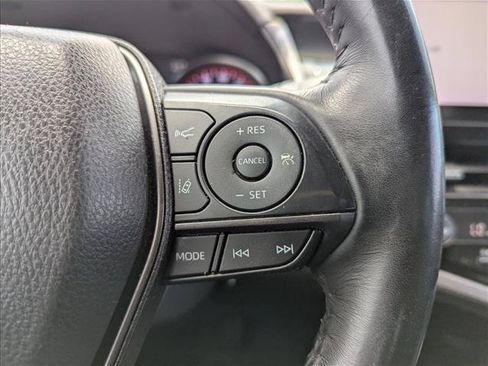 Used 2023 Toyota Camry XSE FWD image 14