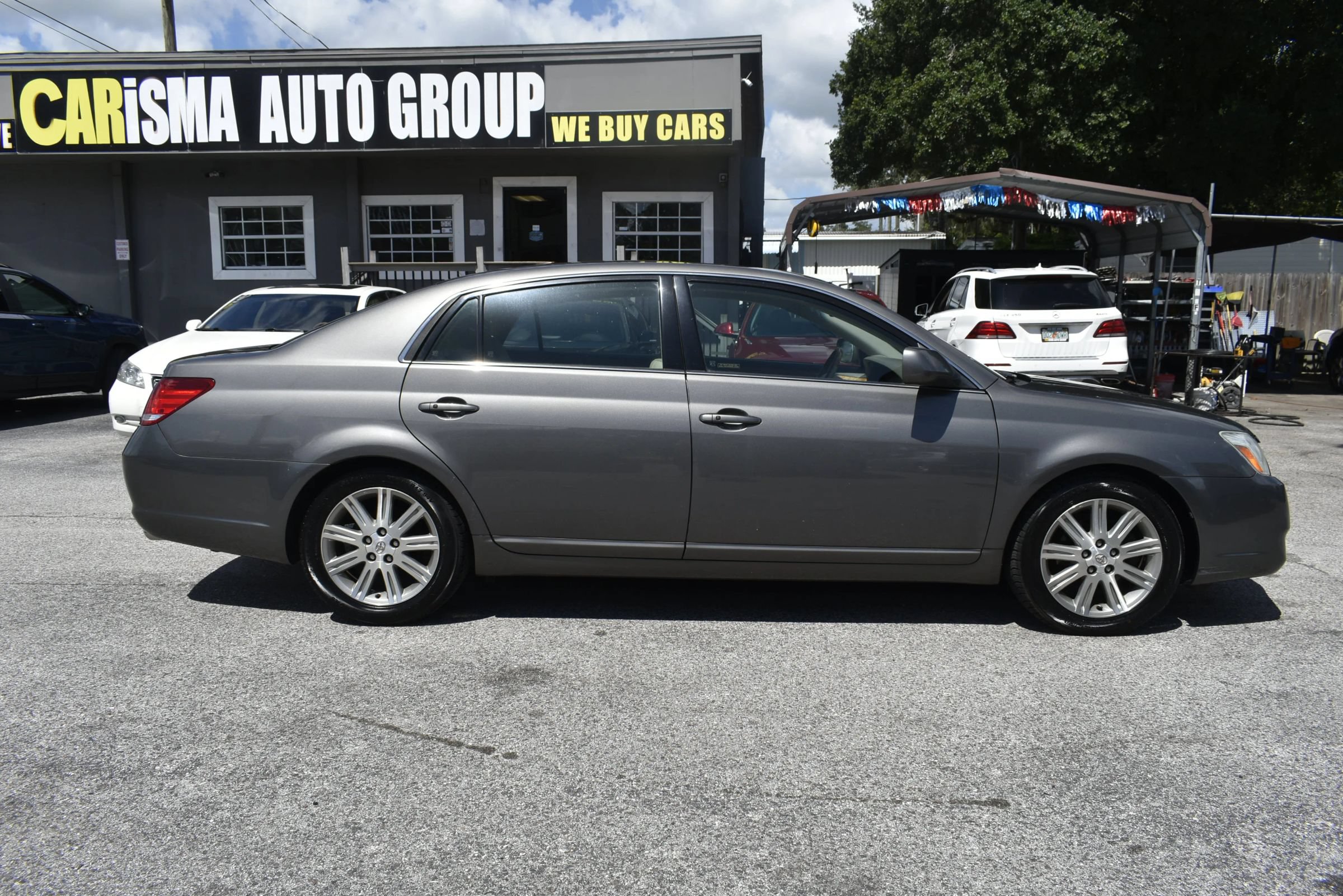 Used 2006 Toyota Avalon XL FWD image 3