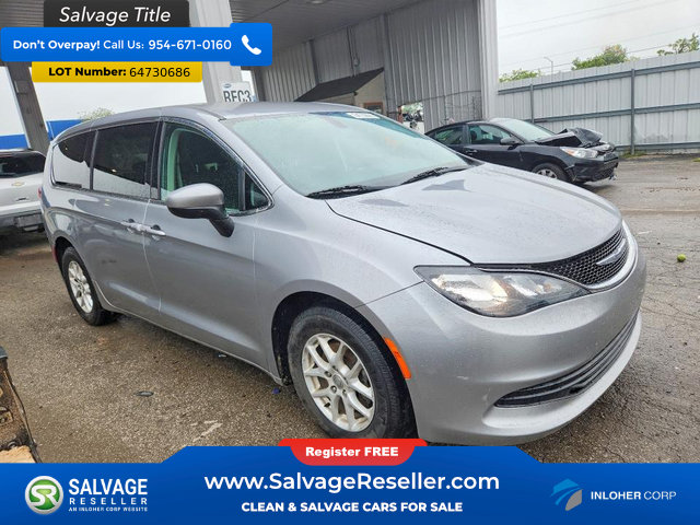 Used 2017 Chrysler Pacifica Touring FWD image 5
